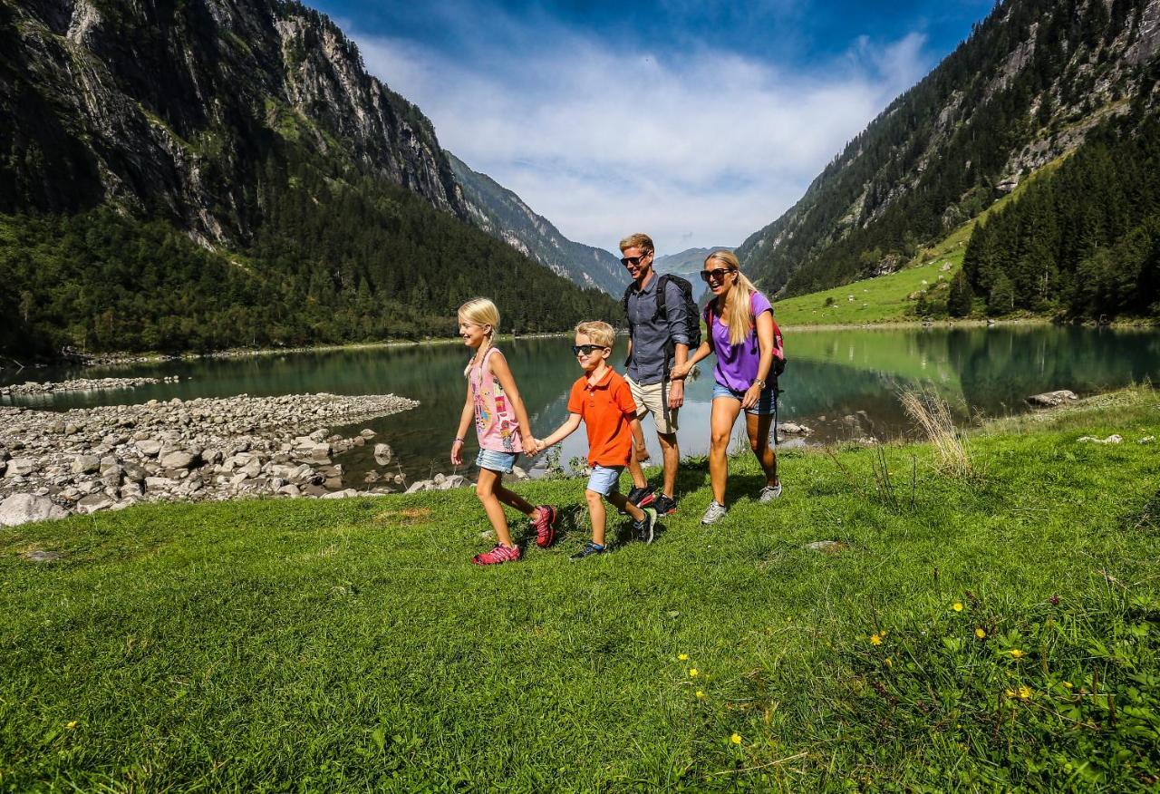 Monas Home Mayrhofen Exterior foto
